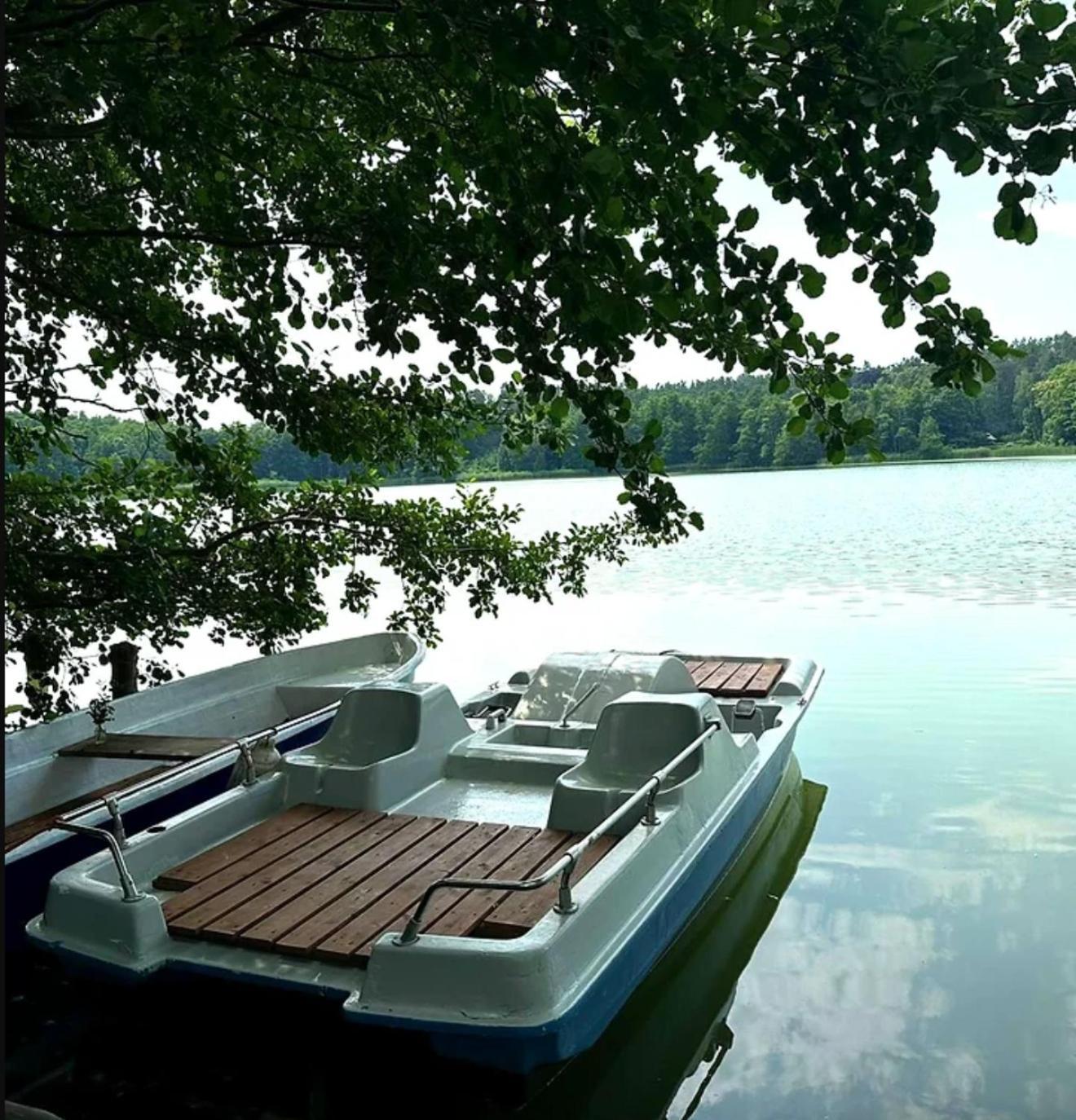 Zentrale Unterkunft Am See Apartamento Buckow Exterior foto